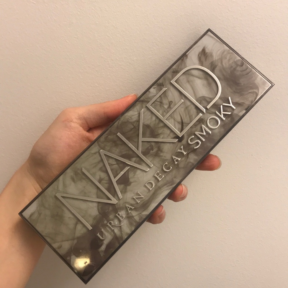 Almost new! Naked urban decay smoky palette
